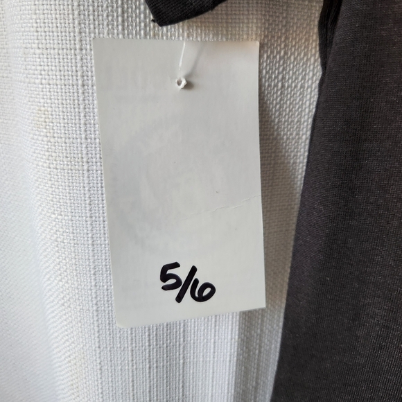 Paper Doll Productions Misfits Graphic T-Shirt Polka Dots Dress Kids Size 5/6 - Picture 6 of 6